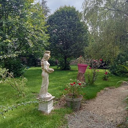 Chérencé-le-Roussel Gite Le Clos De See מראה חיצוני תמונה