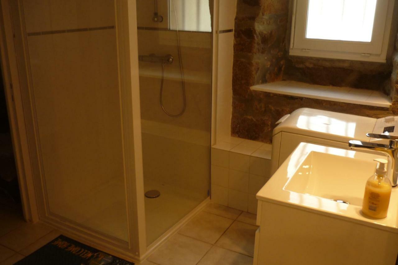 Chérencé-le-Roussel Gite Le Clos De See מראה חיצוני תמונה
